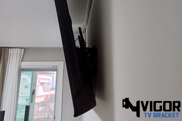 Tv Rigging Failure 7 Common Mistakes to Avoid When Installing a Fixed TV Bracket in ...